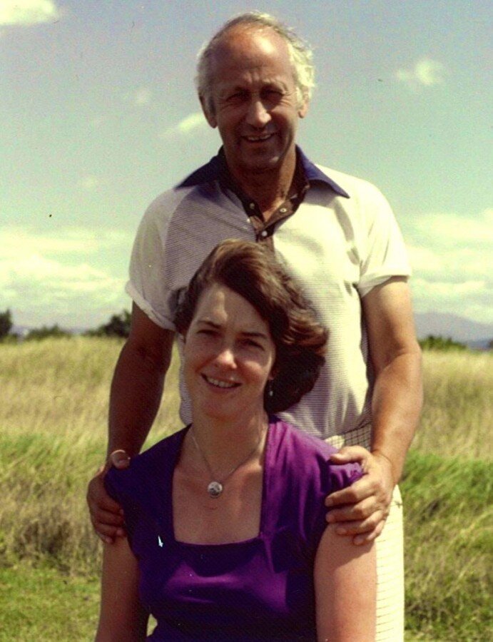 На фото Норман Казинс