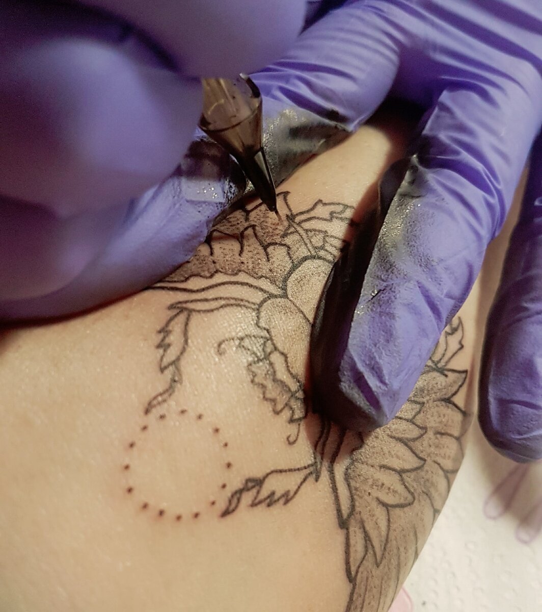 ° Всем красивых и качественных татуировок.🖤