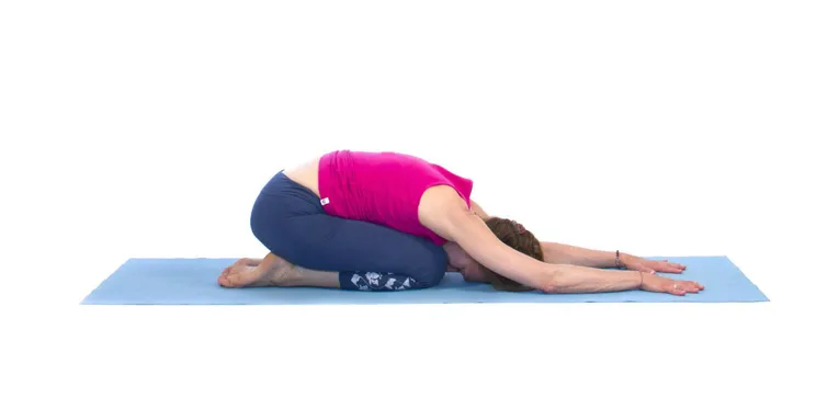 Поза ребенка. Изображение с сайта https://mymind.yoga/pozy-yogi/balasana.html