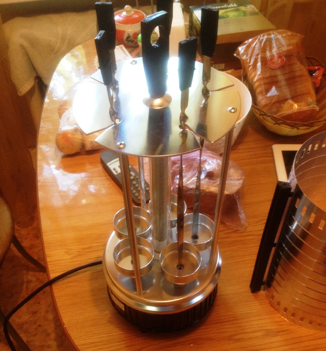 Электрошашлычница на 5 шампуров