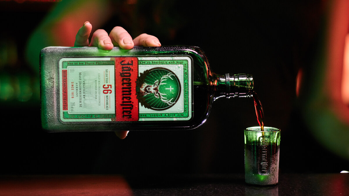 Коктейль Jagermeister Deer&Beer