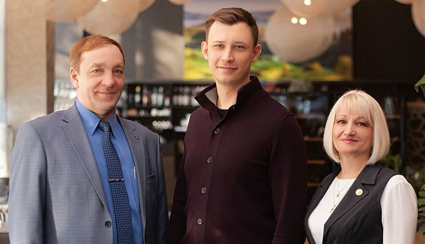 Николай Буздалин, сооснователь консалтинговой группы компаний «Ижа Жизни», Сергей Блинов, директор автономной некоммерческой организации «Новосибирский Дом финансового просвещения», Наталья Колганова, основатель консалтинговой группы компаний «Ижа Жизни»