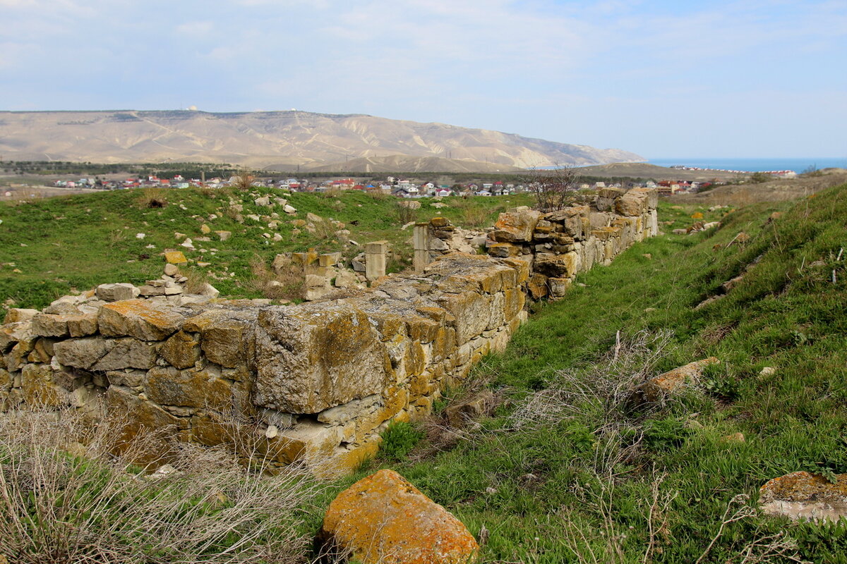 Монастырь Иоанна Крестителя над Двуякорной долиной