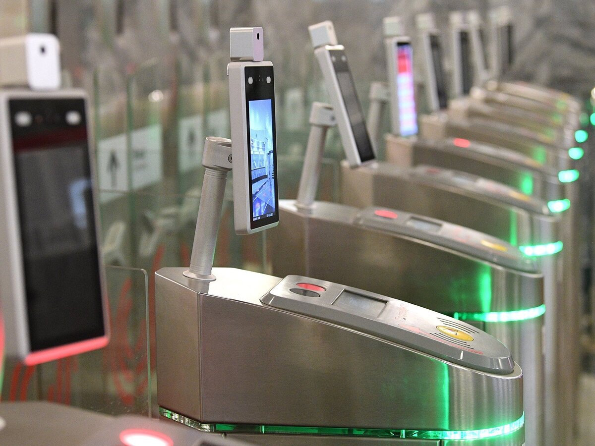 Турникеты в метро биометрика. Как оплачивать проезд по биометрии. Система facepay в московском метро. Как оплачивать проезд по биометрии. Система биометрической оплаты в метро.