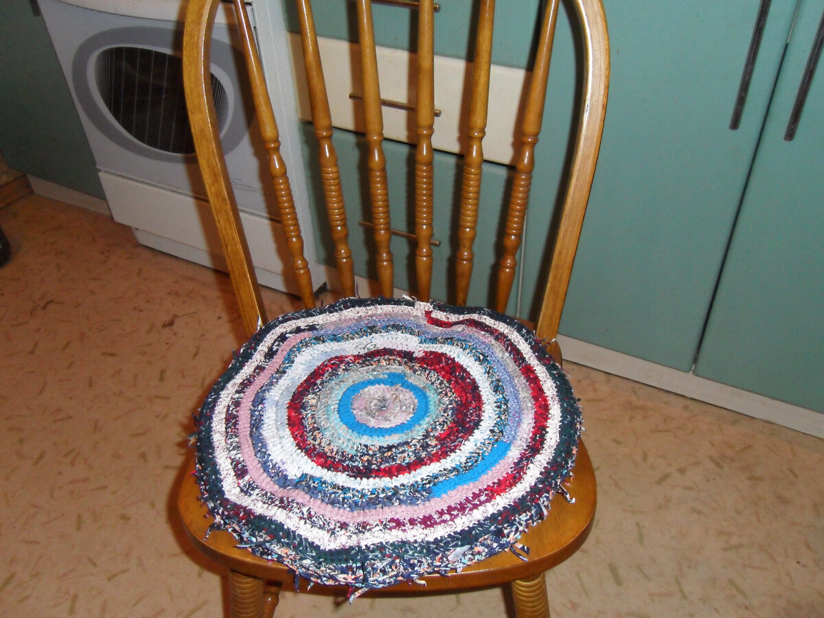 Вязание крючком ковриков на стулья