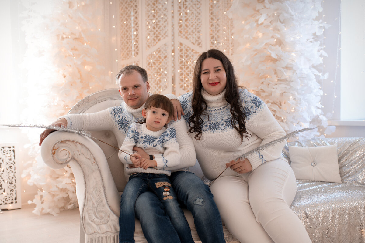 Ракурс неудачный, сразу видно, что я  в 2 раза больше мужа . 