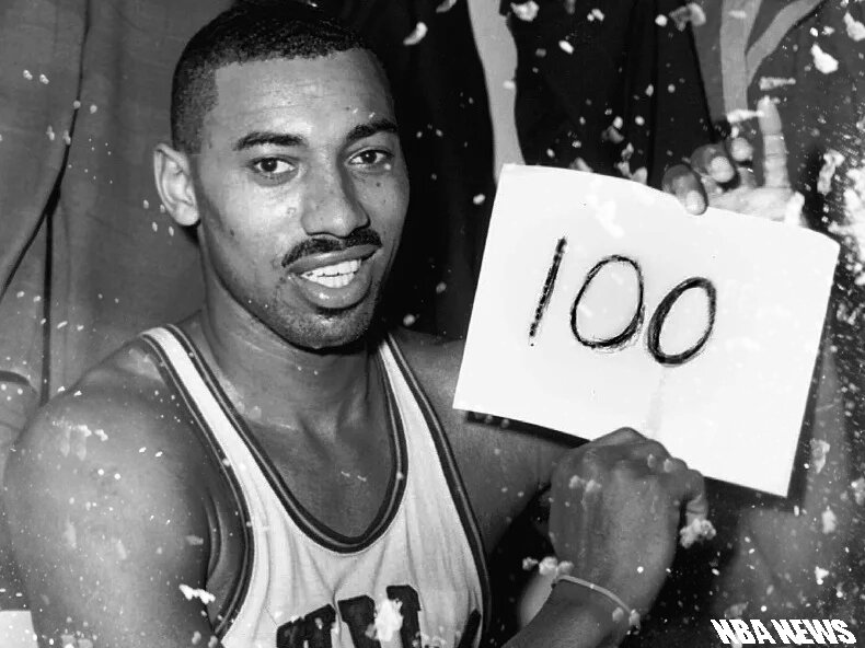 2 марта 1962 года игрок баскетбольной команды НБА «Филадельфия Уорриорз» Уилт Чемберлен набрал 100 очков в игре против «Нью-Йорк Никс», а после к тому же заставил игроков противоположной команды...