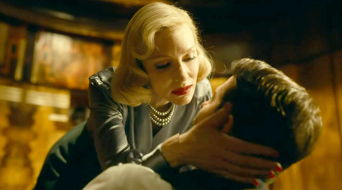 Кейт Бланшетт и Брэдли Купер в фильме «Аллея кошмаров»