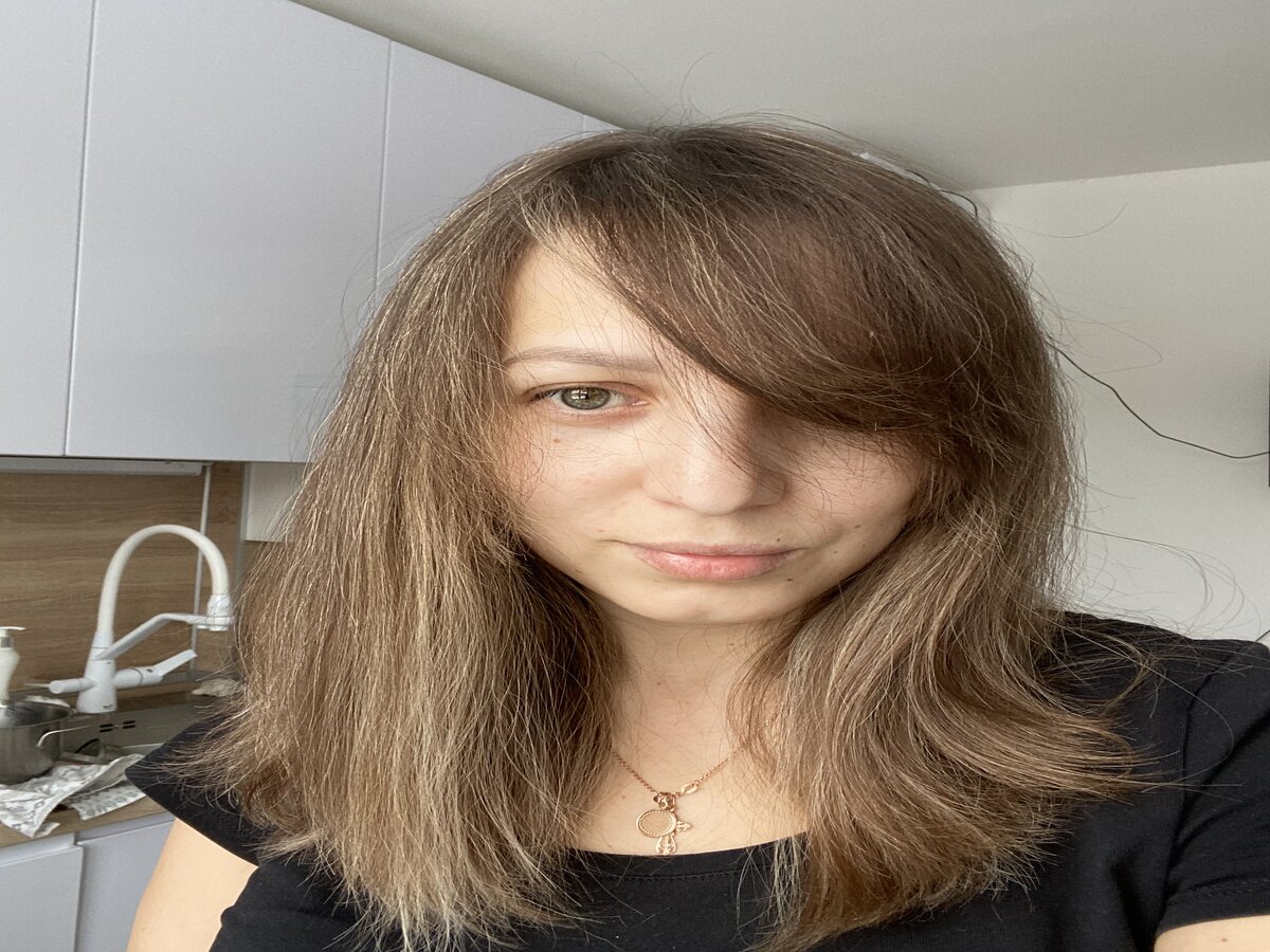 Недавно отстригал челку - привыкаю