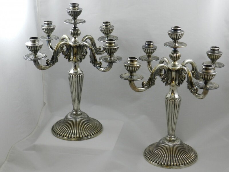 Старинные серебряные канделябры. Антикварный магазин Бульвар де Лис Москва