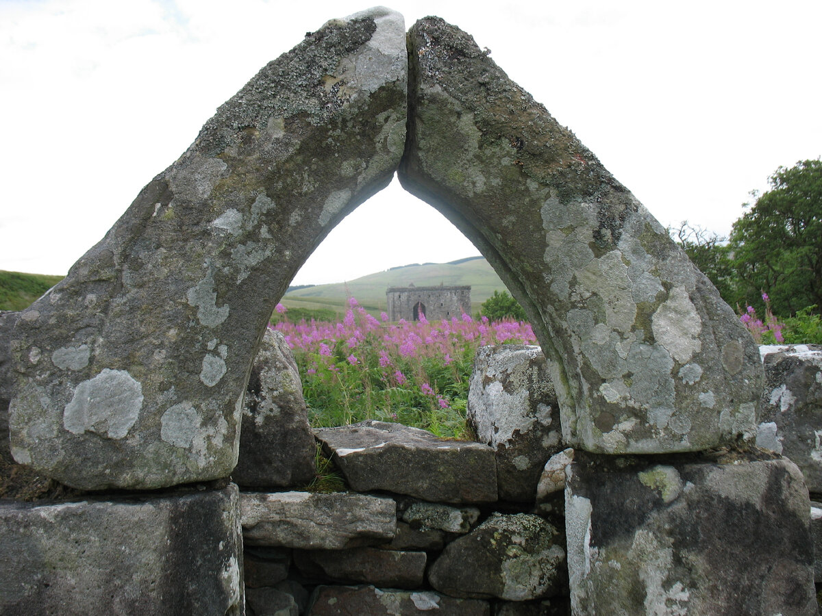 Замок Хермитейдж, Лиддесдейл, Шотландия. (С) Илона Якимова 2017