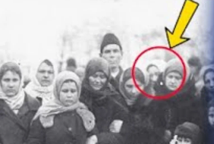 юра шатунов похороны похороны. девушка пришла на свои похороны. валерия калачева и пьер нарцисс. похороны владлена татарского. девушка пришла на свои похороны.