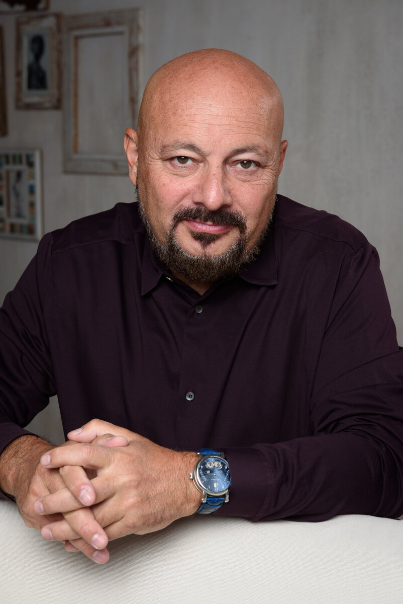 Об этом пишет инвестиционный банкир, профессор ВШЭ, президент Столыпинского клуба Евгений Коган в своей колонке в «Известиях»