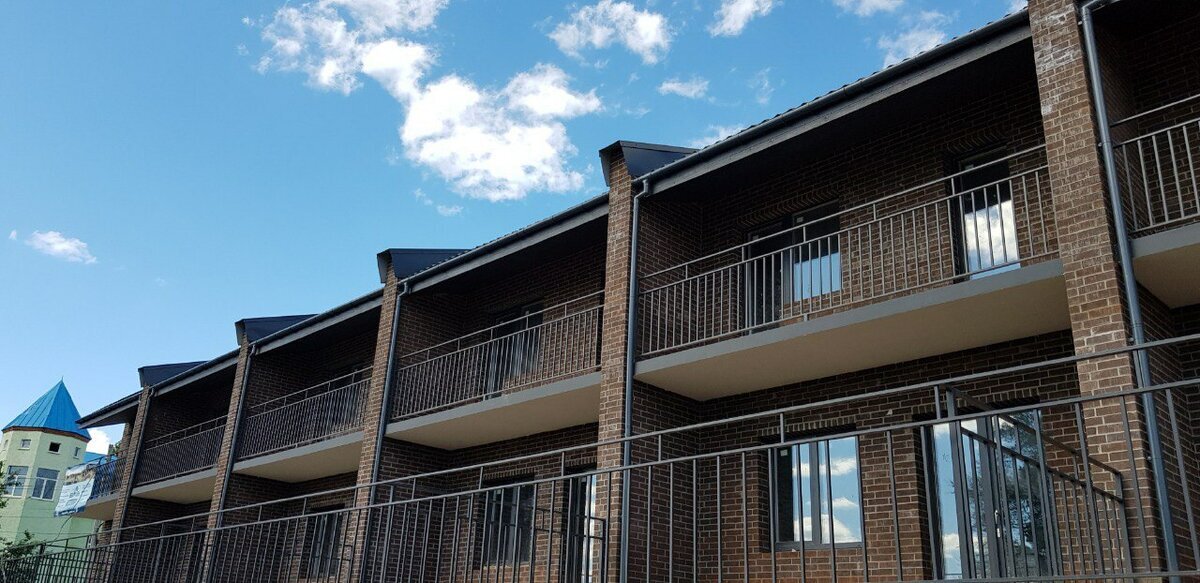 Проектная декларация на сайте https://наш.дом.рф. Застройщик OOO «СтройРегионСервис».