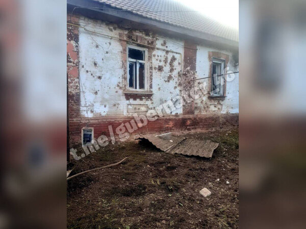 Последствия обстрела ВСУ посёлка Тёткино в Курской области. Фото © Telegram / Роман Старовойт