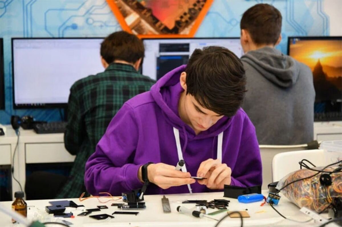    Если у ребёнка получается, то возникает интерес. В итоге хобби часто становится профессией.