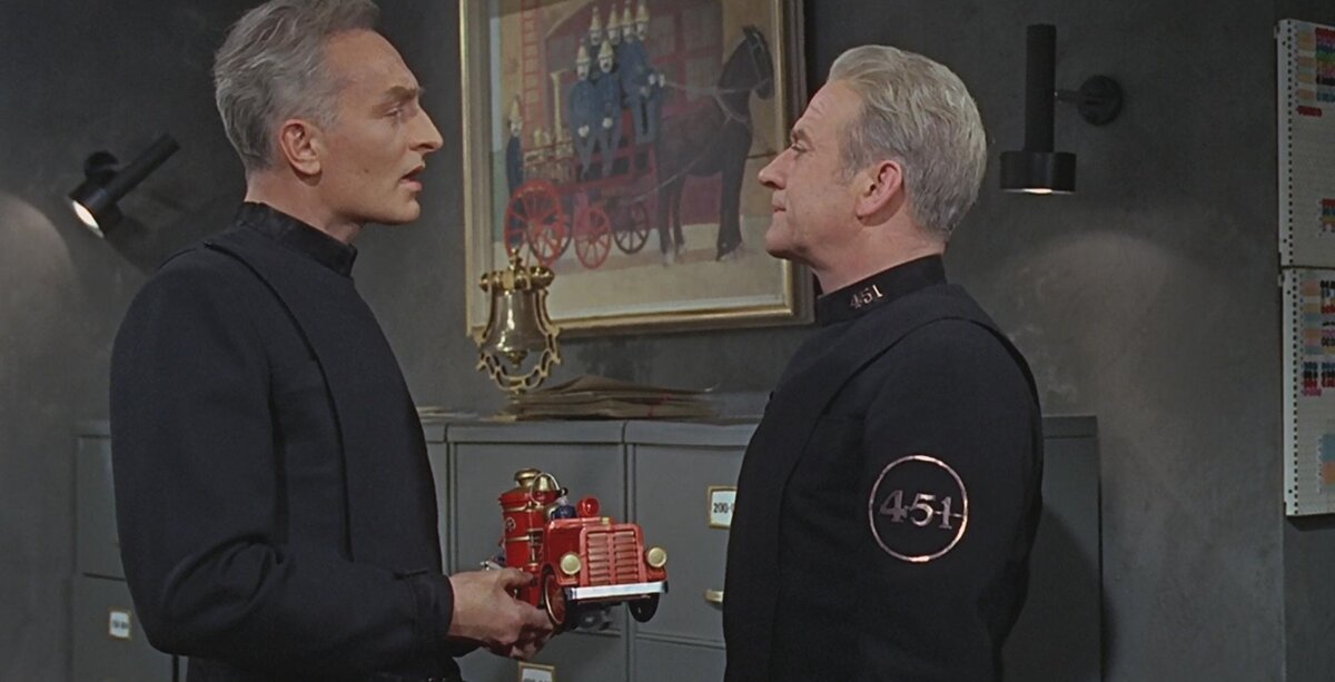 Кадр из фильма "451 по Фаренгейту" (1966)