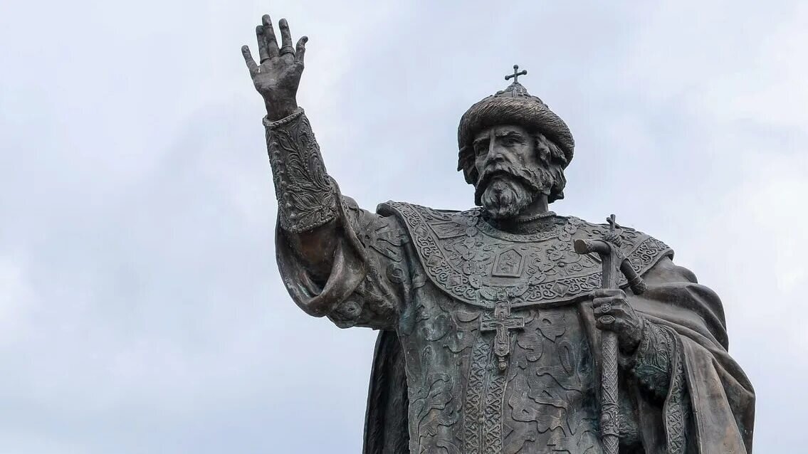 Памятник Ивана III