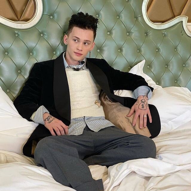 Даня Милохин до 13 лет воспитывался в оренбургском детдоме (фото из  его Инстаграма)