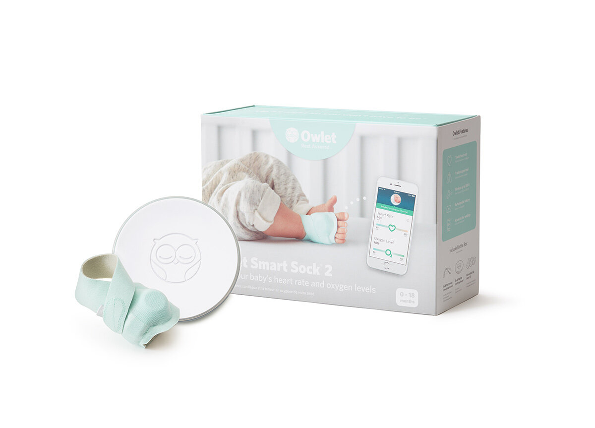 Smart Sock - это первая радионяня, которая отслеживает уровень кислорода и частоту сердечных сокращений вашего ребенка во время сна. 