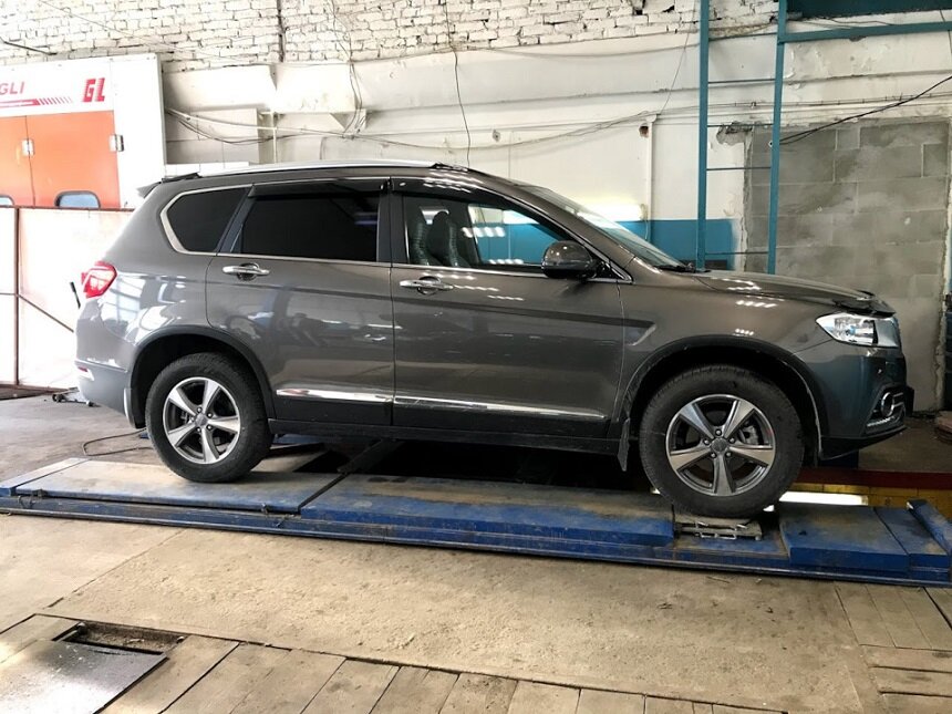 Небольшой спойлер: фото автомобиля после поднятия.