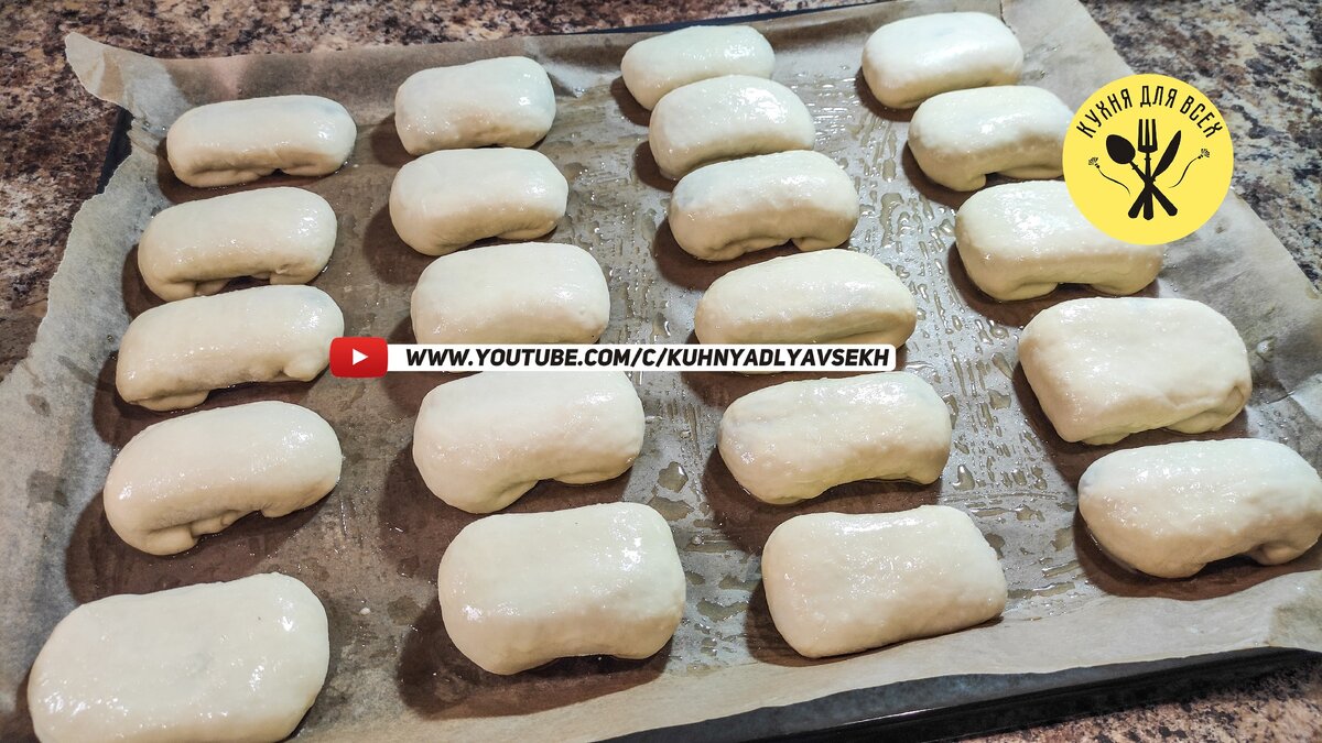 Пирожки с маком и глазурью. Маковые булочки