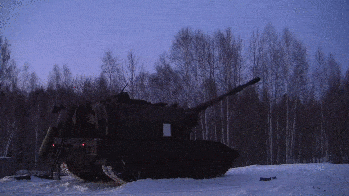 САУ "Коалиция-СВ" ночная стрельба (GIF видео).