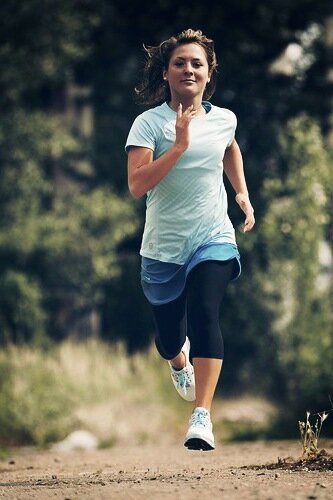 Уже середина февраля значит скоро весна, теплые дни снова возвращают нас к седлу горных и шоссейных велосипедов, к городской или горной местности для бега. Но вы можете подумать, что помимо улучшения вашей физической формы, в этом сезоне вы хотите бросить себя на формирование фигуры. В этой статье мы вместе рассмотрим, как можно улучшить свою фигуру с помощью подходящей диеты и изменений в рационе.




































