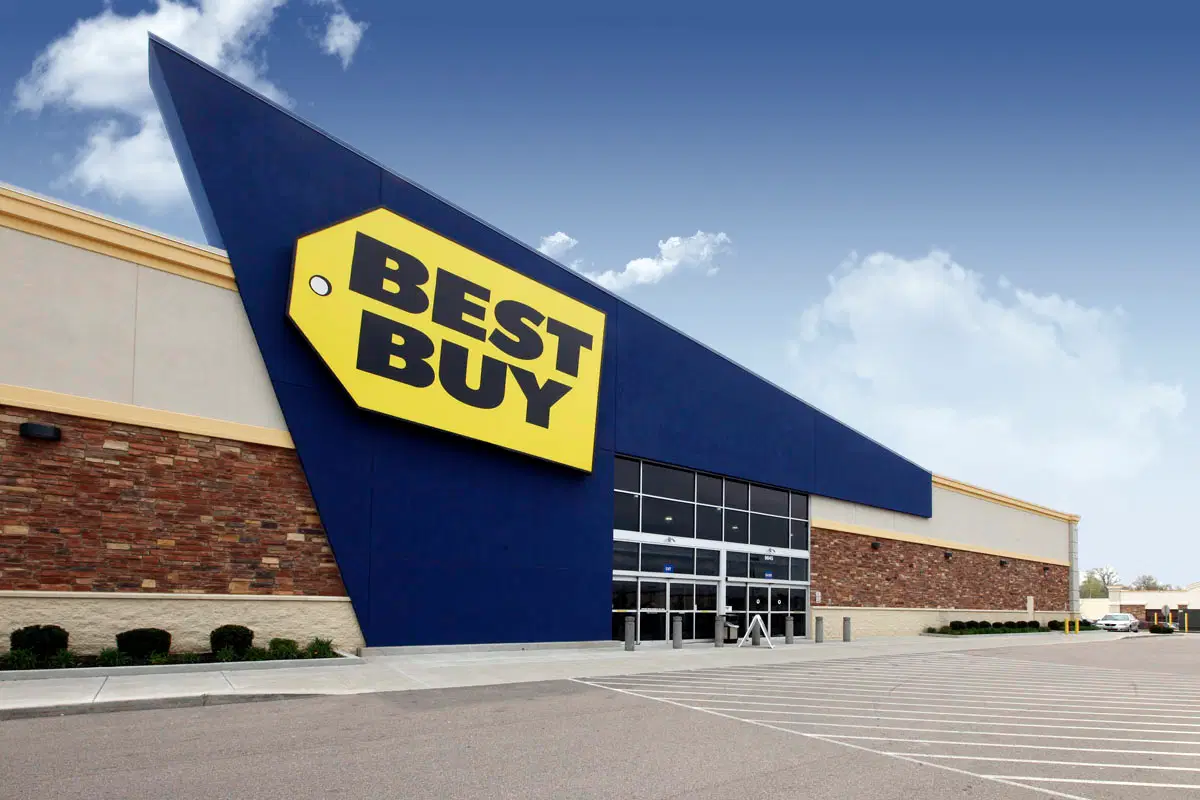Be best магазин. Best buy США. Магазин best buy. Магазин bestbuy. Best buy внутри.
