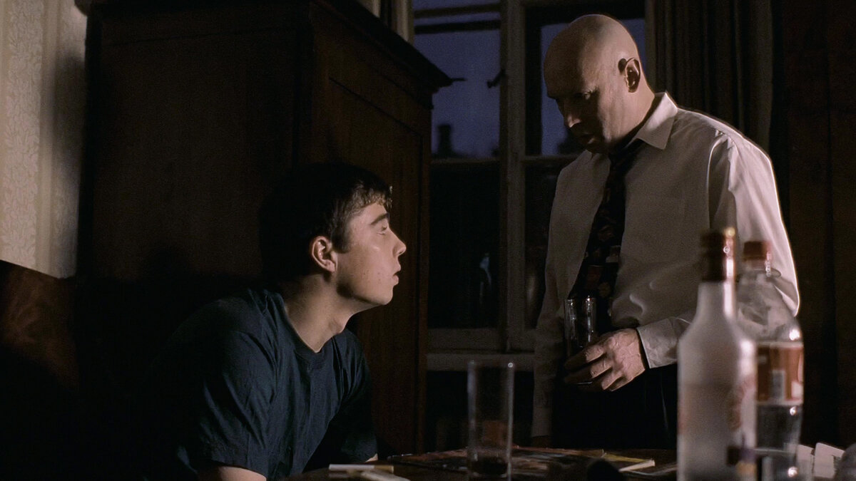 Кадр из к/ф "Брат"