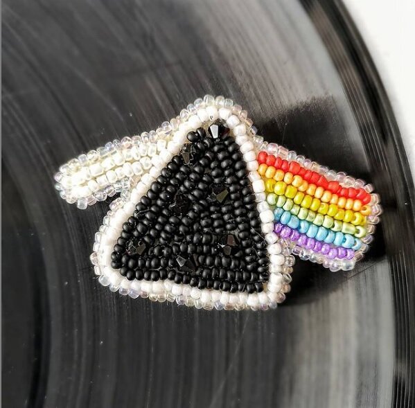 Моя брошь-призма.