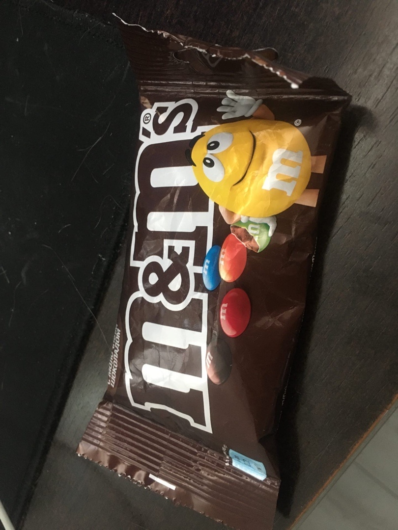 Я люблю есть все - от драже до пирожных