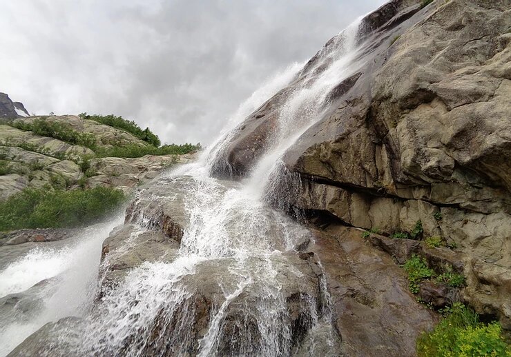 Водопад девичьи косы Кабардино Балкария