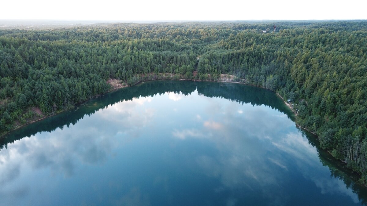Сегодня Селищенский карьер уже полностью затоплен. Источник фото: https://vk.com/photo-39153481_456240671