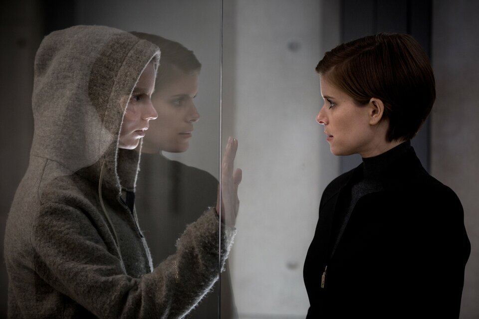 shot from "Morgan"/2016/Luke Scott/Burk A Project, Scott Free Productions, TSG Entertainment/Источник - kinopoisk.ru