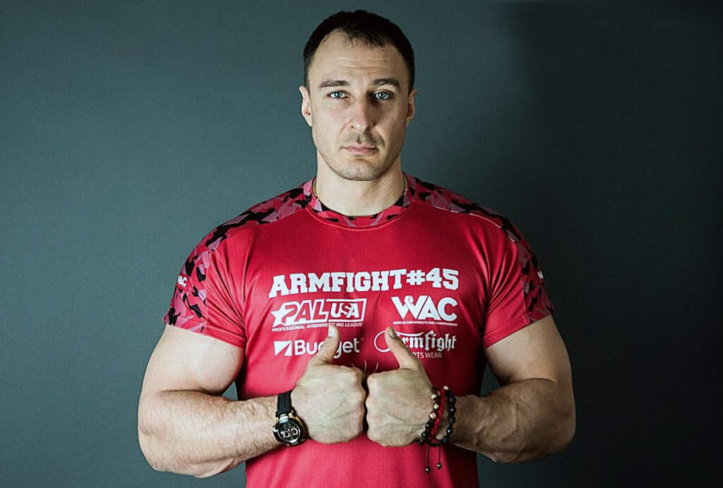 Алексей Воевода, мастер спорта по армрестлингу и бобслею