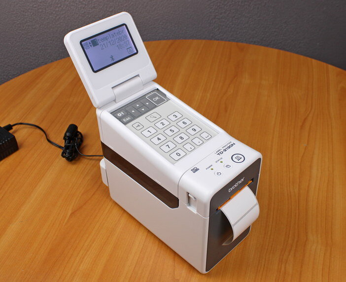 Brother TD-2130N с внешним дисплеем, клавиатурой и Bluetooth-адаптером