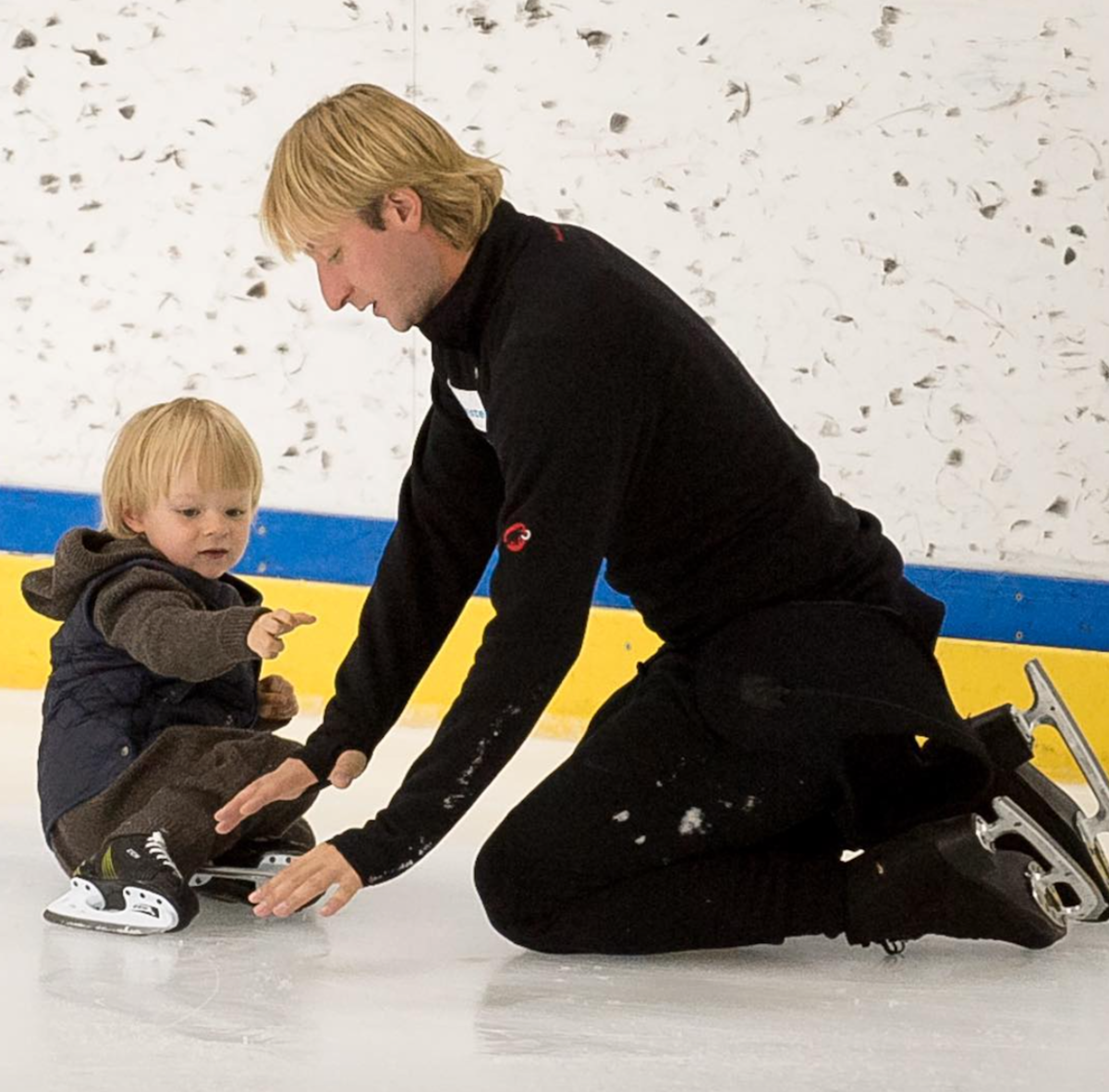 Евгений Плющенко с сыном Сашей