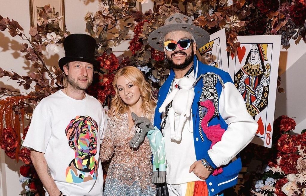 Из открытых источников