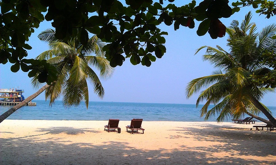 Сиануквиль, пляж Виктори