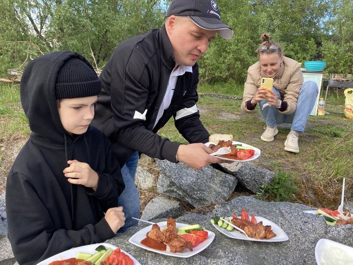 БЕРЕГ СОБИ В ХАРПЕ. ФОТО ОЛЬГИ ЗУБАНОВОЙ