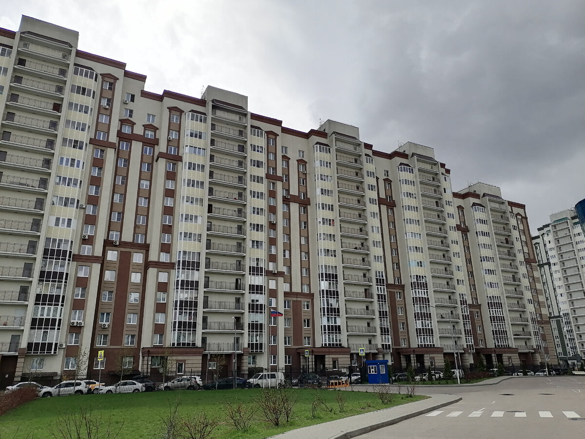 И такой вид на все четыре стороны!  