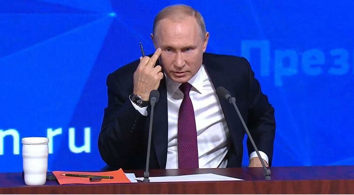 Почему путин разный на фото