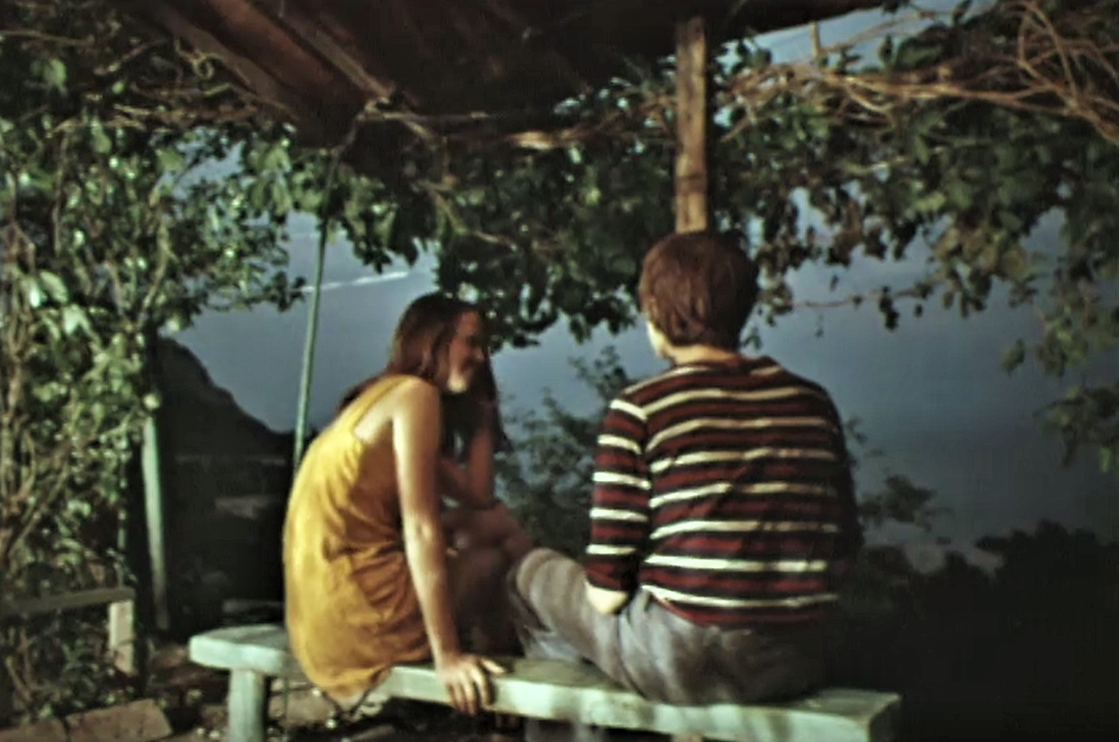 Кадр из короткометражного фильма "Ливень" (1977)