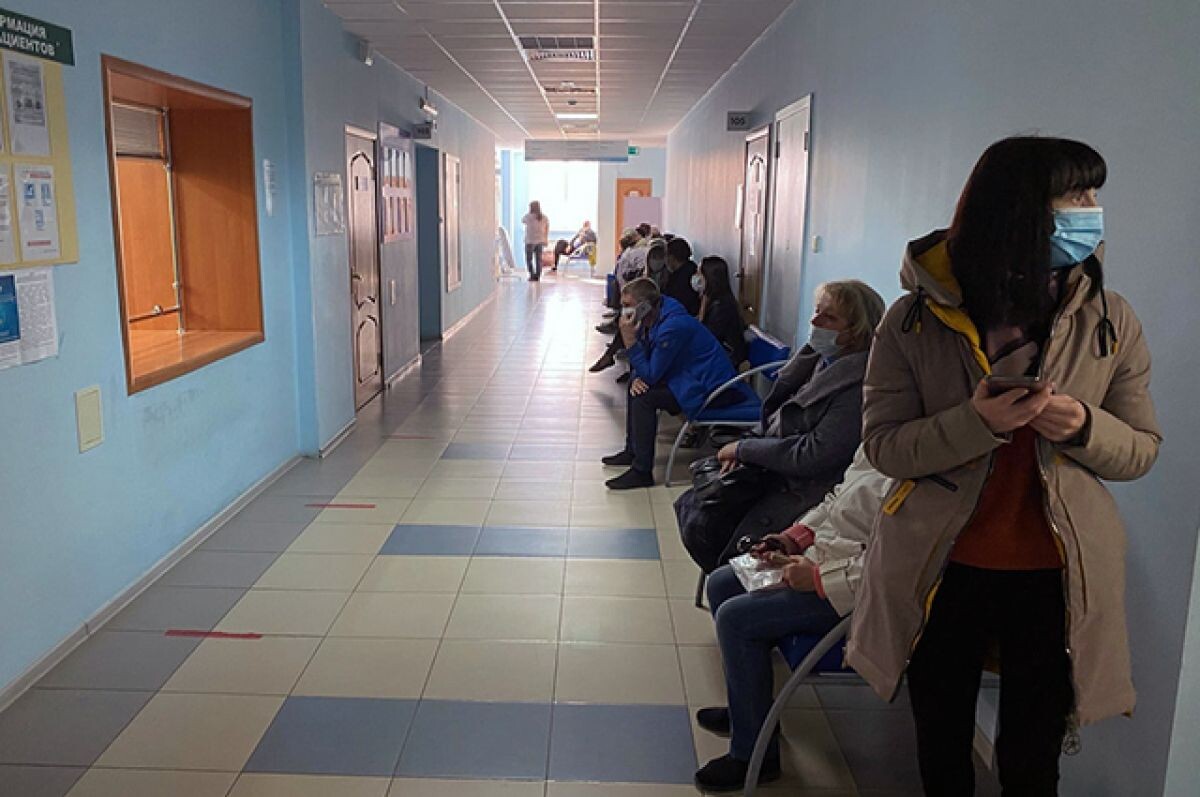    Пермяки пожаловались на ущербные стены и очереди в детской поликлинике