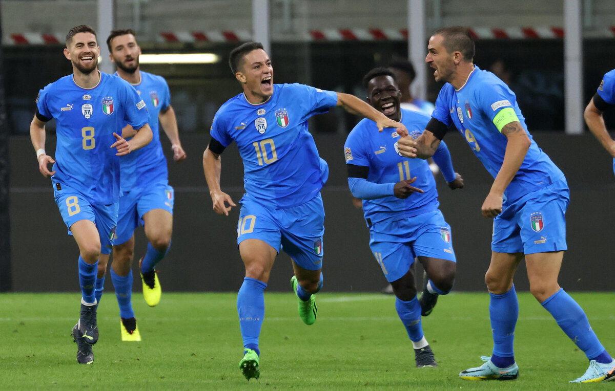    Игроки сборной Италии  EPA-EFE/MATTEO BAZZI