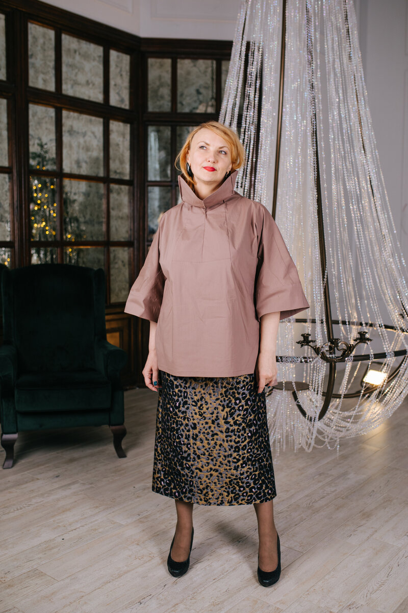 Стильная юбка прямого кроя - носите с базовыми моделями