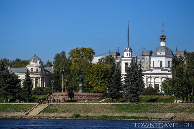 Достопримечательности твери 2 дня. Тверь достопримечательности. Тверь достопримечательности фото. Тверь достопримечательности фото летом
