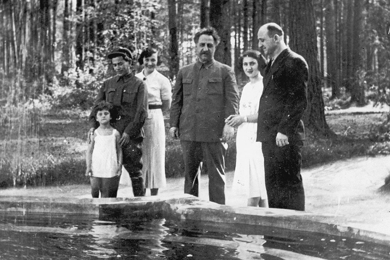     , 1936 .  :  ,  ,  ,   , ,   -    