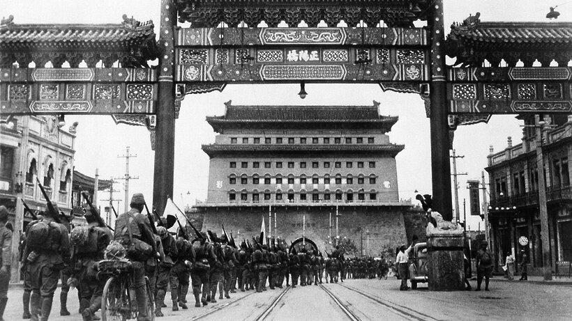    Первые фотографии японской оккупации Пэйпина ©Associated Press. Wikipedia.org